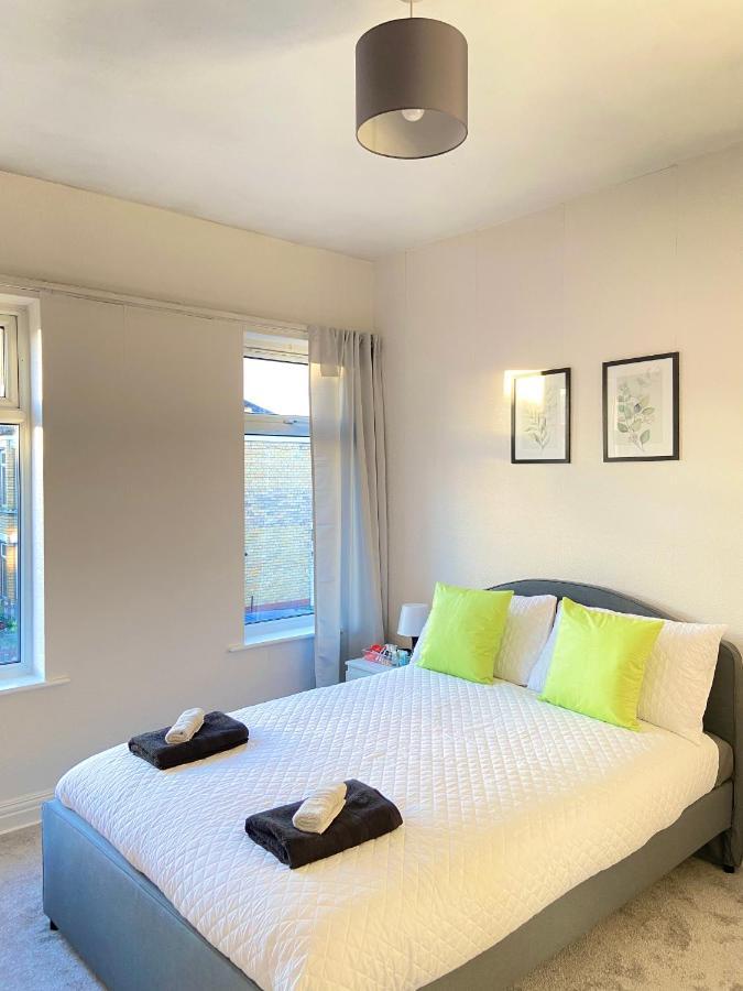 Kisobi Home Bedroom 1 Kingston upon Hull Kültér fotó