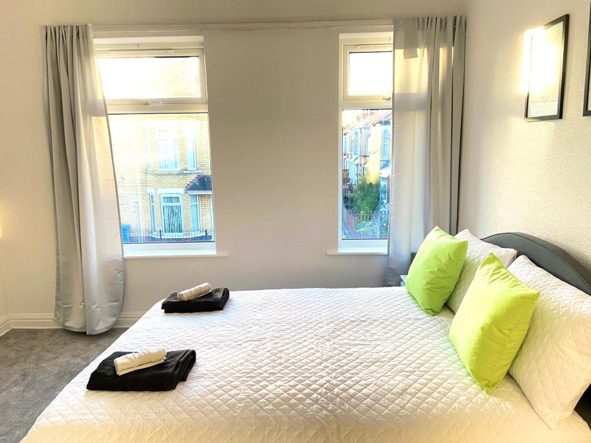 Kisobi Home Bedroom 1 Kingston upon Hull Kültér fotó