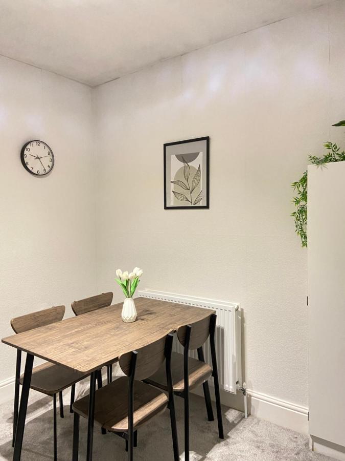 Kisobi Home Bedroom 1 Kingston upon Hull Kültér fotó